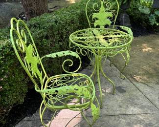 Iron bistro set - table and two chairs - Palm pattern