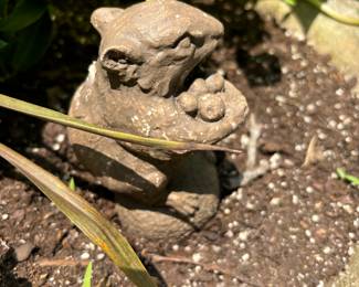 Little chipmunk - concrete