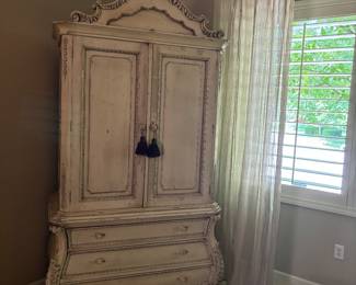 Country French Wardrobe or perfect for linen and blanket storage. Painted Off white with nice carving and appliqué from Ornmans. 71"X24"x44" Curtains ARE NOT for sale