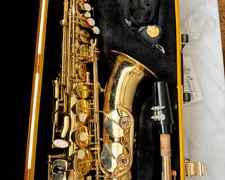 Selmer Soloist  alto saxophone with case
