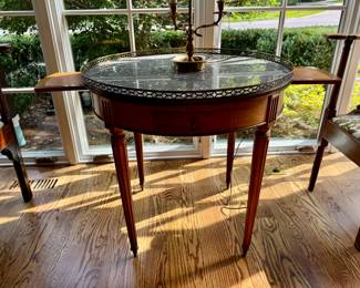 Vintage marble top bouillotte table                                  27.5"h x 28" diameter