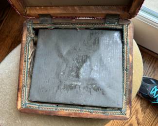 Adorable canteen box