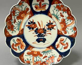 Antique Japanese Imari Scalloped Plate