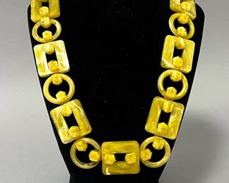 Faux Bakelite Necklace 