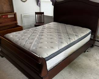 Queen size adjustable 