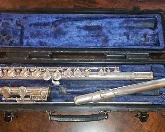 Silver mouthpiece vintage flute in case $295.00
