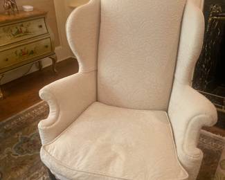 PAIR OF UPHOLSTERED CHAIRS