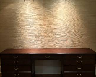 6" DESK/CREDENZA
