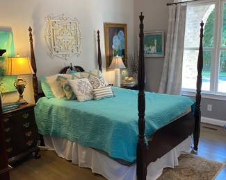 Another handsome four poster!