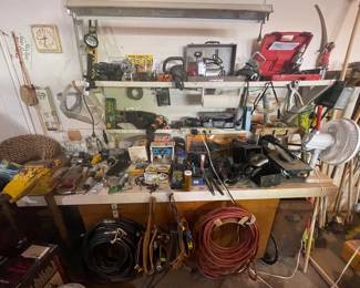 Power tools (more tools not pictured)