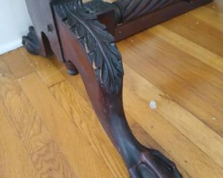 These claw feet a eerily realistic!