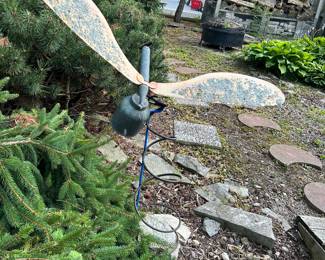 Vintage Backyard fly metal