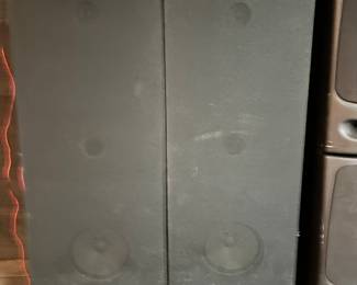 Vintage magnavox speakers