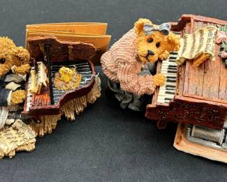 BoydsBears And Friends The Bearstone Collection Chopsticks Bearthoven Figure with Certificate of Authenticity And A Music Box Bear Piano Figure with tune “I’d Like to Teach the World to Sing”