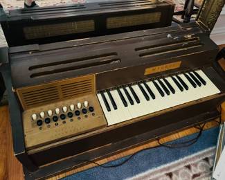Magnus chord organ