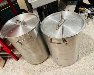 Turkey fryer pots