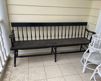 Country farmhouse Windsor bench
