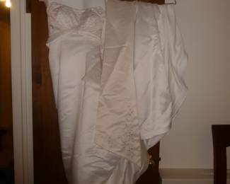 wedding dress