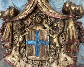 oversized family crest