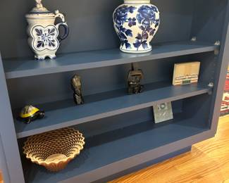 Great Bookshelf and Decorator Items