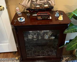 Curio cabinet