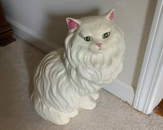 Cat statue