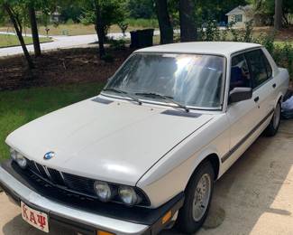 1987 BMW 528e