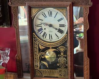 Mantle clock