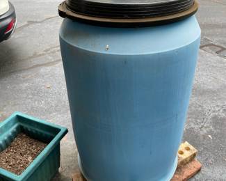 Rain barrel