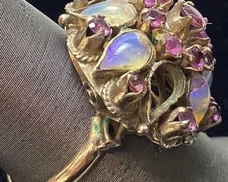 1920s 14KT YELLOW GOLD RUBY & OPAL