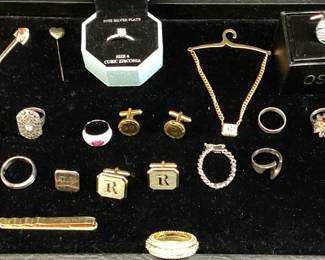 ASSORTED COSTUME JEWELRY GROUP