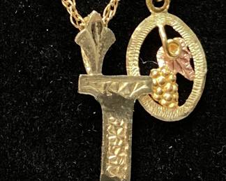 (2) 10KT YELLOW GOLD PENDANTS, 1.1g