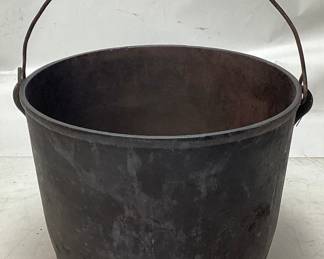 VTG. 3 LEG CAST IRON #8 FIREPLACE POT, 1