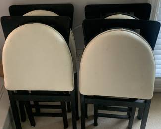 Set of 4 folding wood chairs