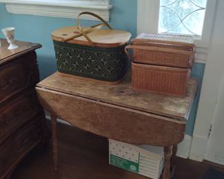 Primitive drop leaf table,  vintage picnic baskets
