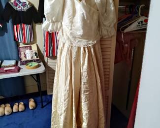 Re-enactment costumes