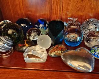 large collection of glass paper weights-Murano, Glass eye-more