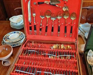 Vintage Thai  dining ware set