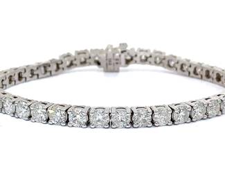 NEW! 11.88 Carat Diamond Classic Tennis Bracelet in 14k White Gold