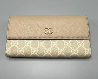 Brand New! Gucci Beige GG Marmont Continental Wallet - Authentic
