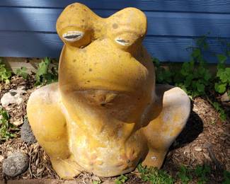 Planter Frog #1