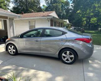 2011 Hyundai ELANTRA
80,000 miles