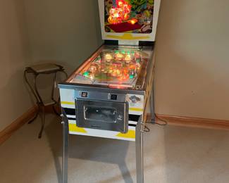 Flying Carpet Pinball Machine