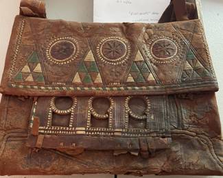 Antique "possibles" bag.