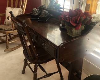 Writing desk