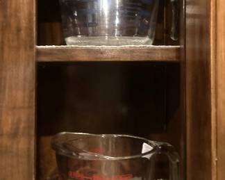 Measuring cups
