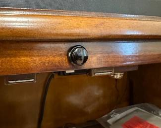 Sligh Smart Media Console