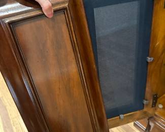 Sligh Smart Media Console