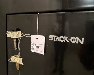 Stack on gun safe