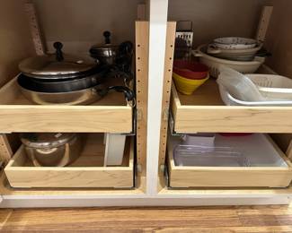 Pots & pans, Pyrex Storage Containers